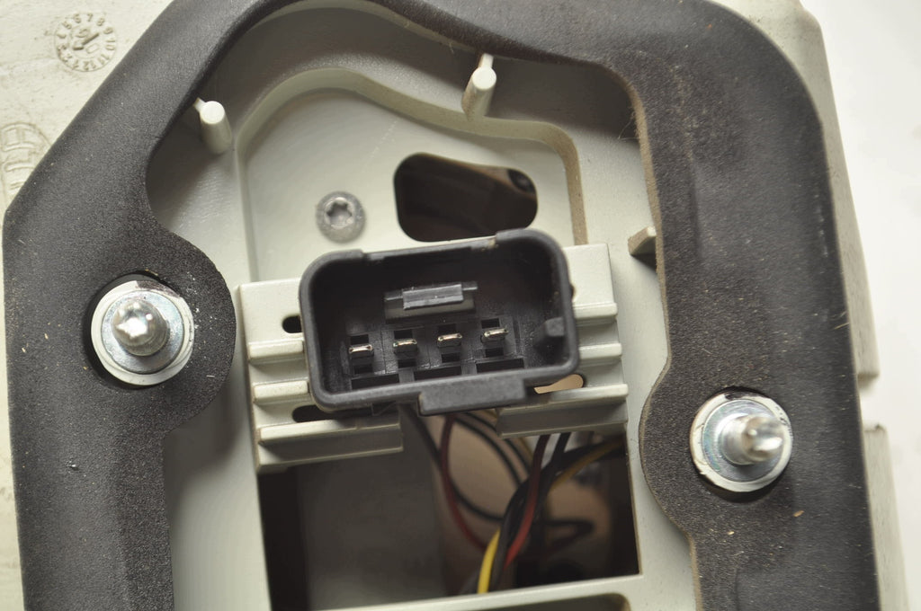 LAMP RIGHT REAR VOLKSWAGEN JETTA 1K5945096G SEDAN EUROPE