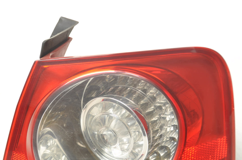 LAMP RIGHT REAR VOLKSWAGEN PASSAT B6 3C5945096C SEDAN