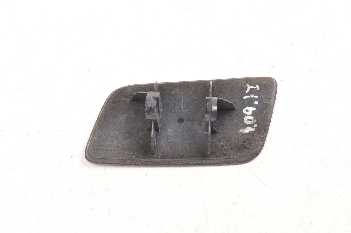 LAMP WASHER CAP RIGHT 717-46 VOLVO XC60 II 31425167