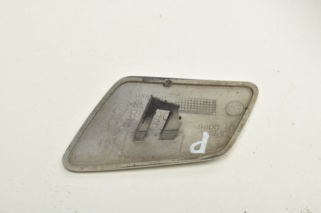 LAMP WASHER CAP RIGHT VOLVO S40 II V50 30655873
