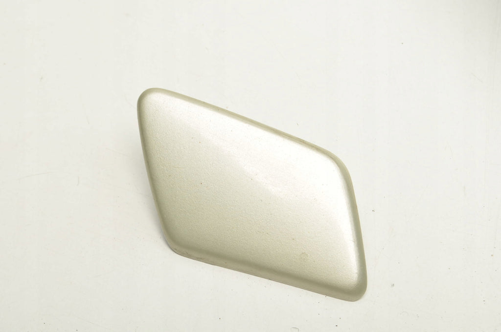 LAMP WASHER CAP RIGHT VOLVO S40 II V50 30655873