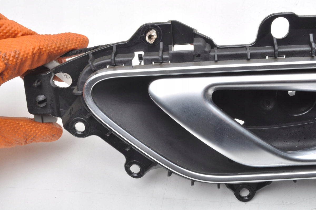 LAND ROVER RANGE ROVER L560 HANDLE RIGHT FRONT J8A2-22600-AB