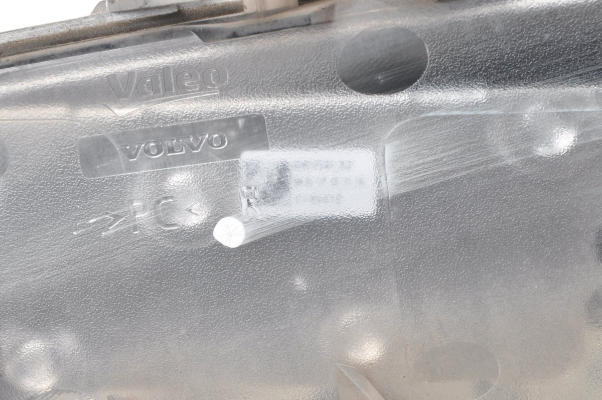 LED LAMP RIGHT VOLVO S60 II V60 31353290