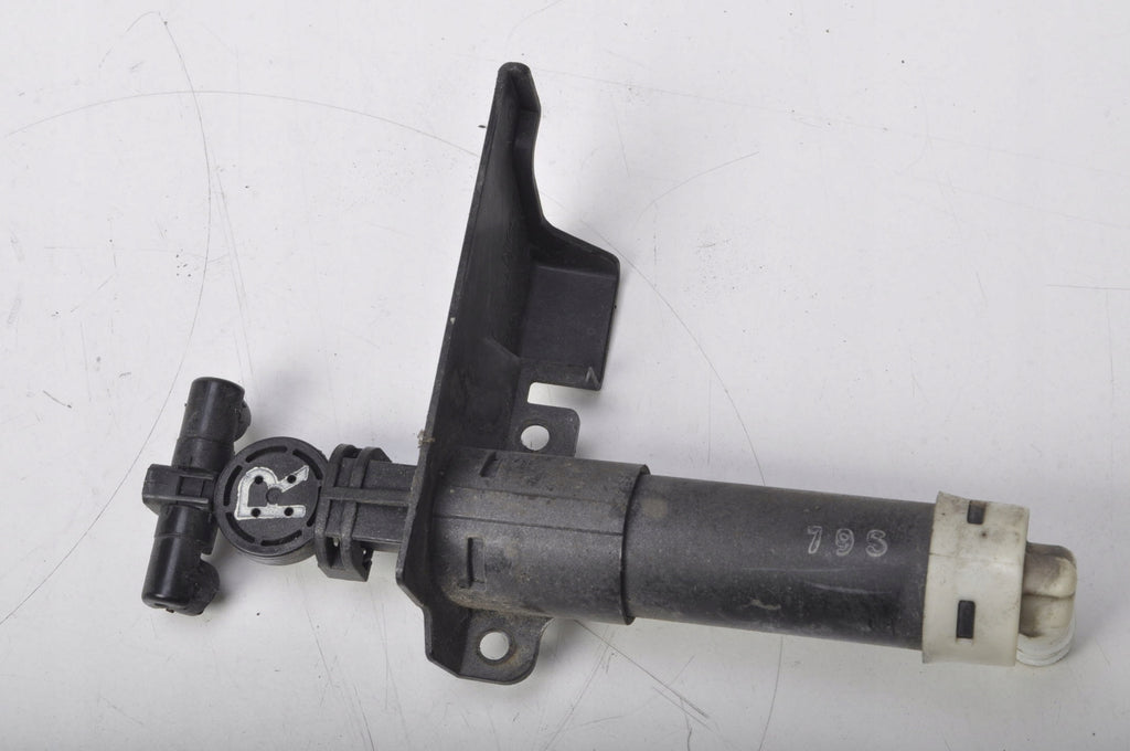 LEGACY IV HEADLIGHT WASHER PUMP RIGHT