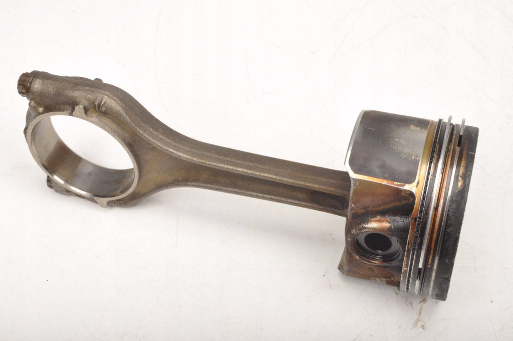LEON III 1.4 TSI 16V 140KM CHPA PISTON WITH CONNECTING ROD 04EC
