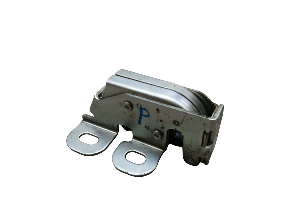 LOWER RIGHT SIDE FLAP LOCK REAR RENAULT KOLOS I 90502-JY01A