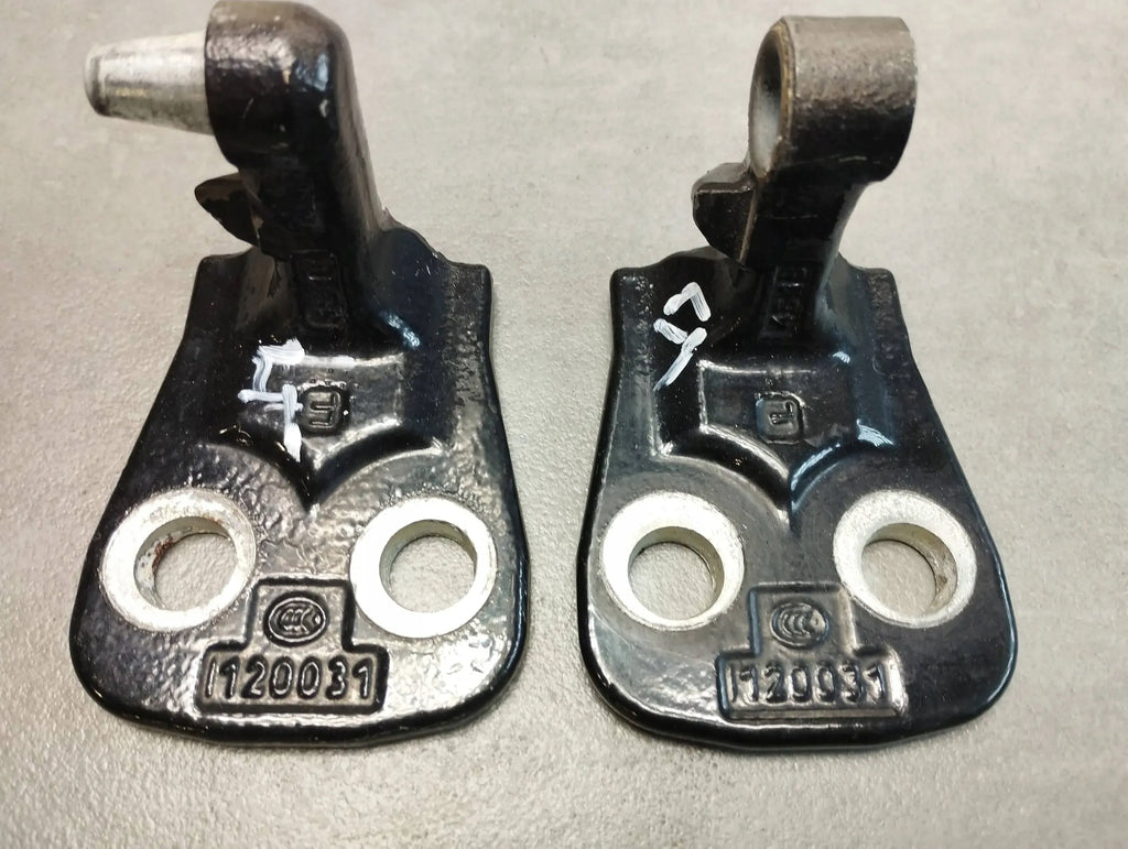 Land Rover Range Rover Sport L320 DOOR HINGES LEFT REAR