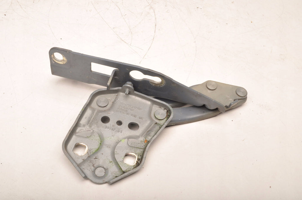MASK HINGE VOLVO XC40 II 31356752 LEFT 728/019