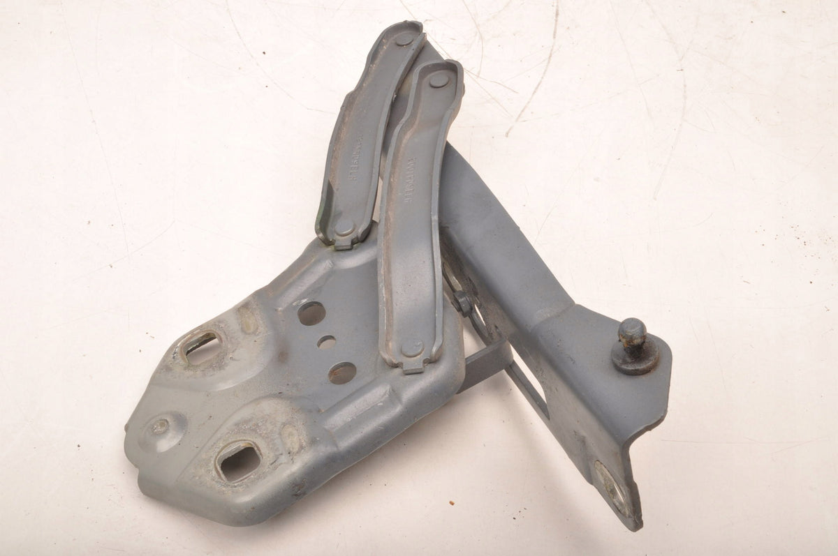 MASK HINGE VOLVO XC40 II 31356752 LEFT 728/019