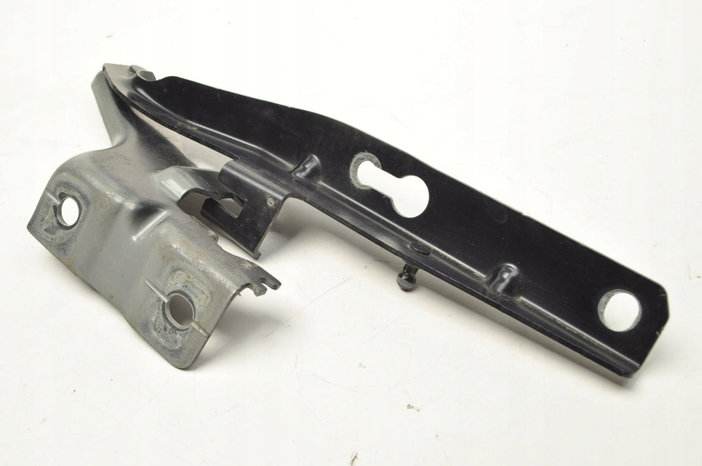 MASK HINGE VOLVO XC60 II LIFT 31424537 717