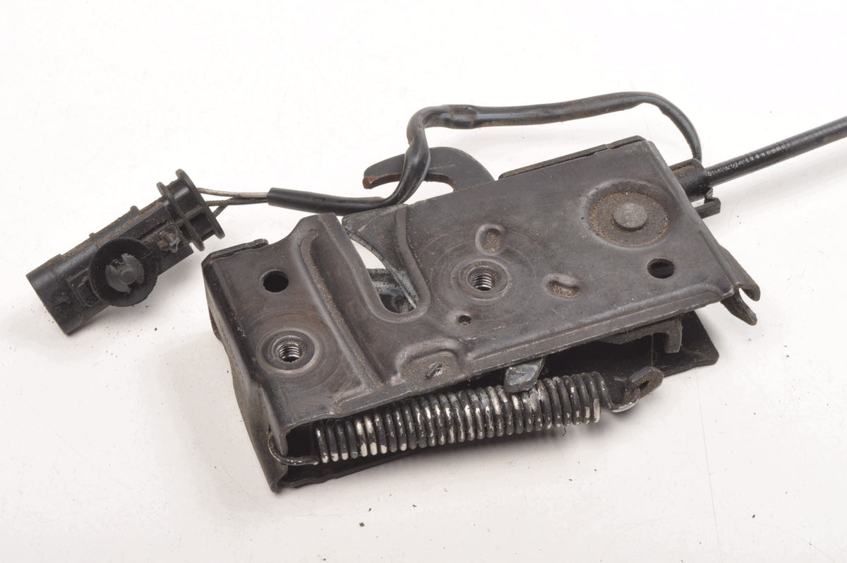 MASK LOCK LEFT VOLVO XC60 II 32226108
