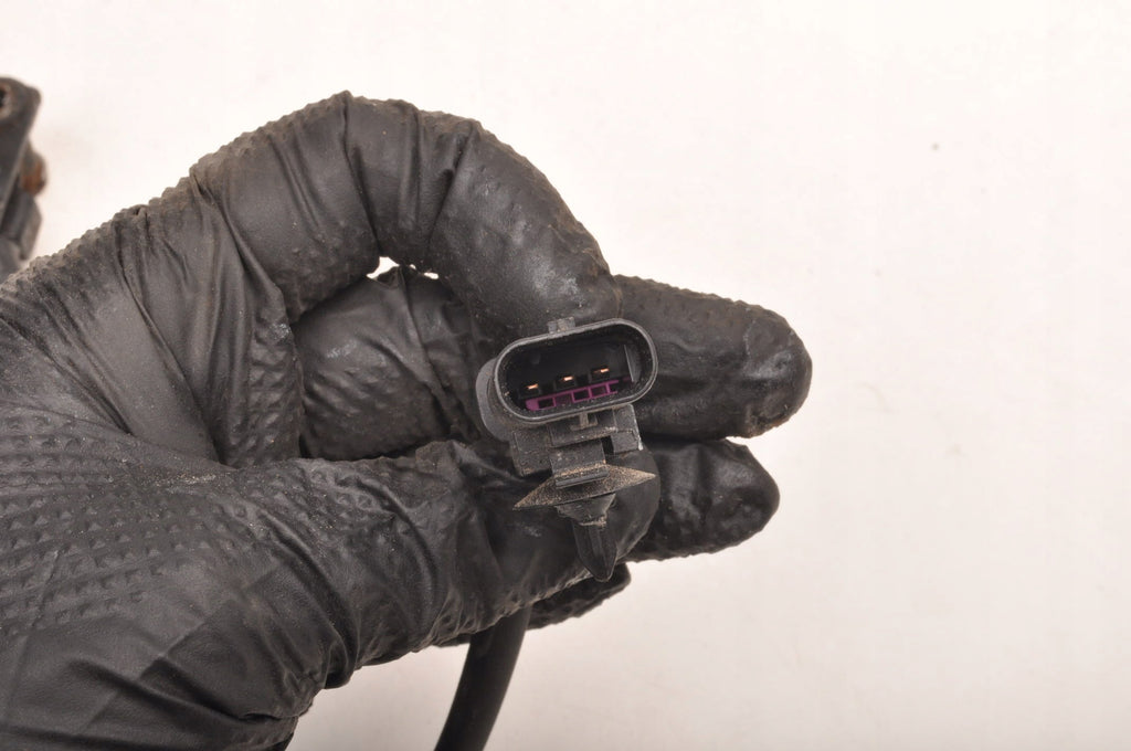 MASK LOCK VOLVO XC40 II 32277429 LEFT