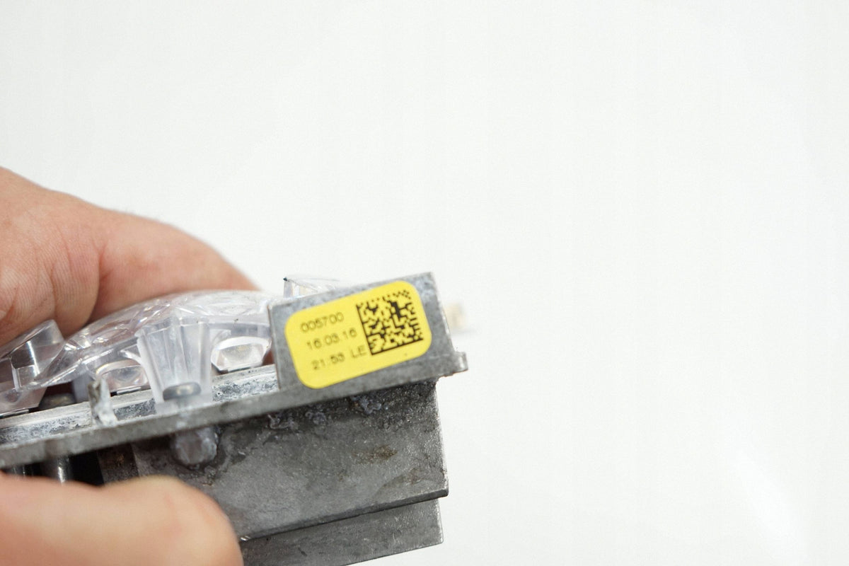 MERCEDES C W205 16R LENS MODULE LAMP FRONT 005700