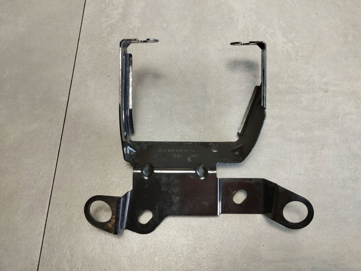 MERCEDES S CLASS W222 2014 VALVE HOLDER A2228300114