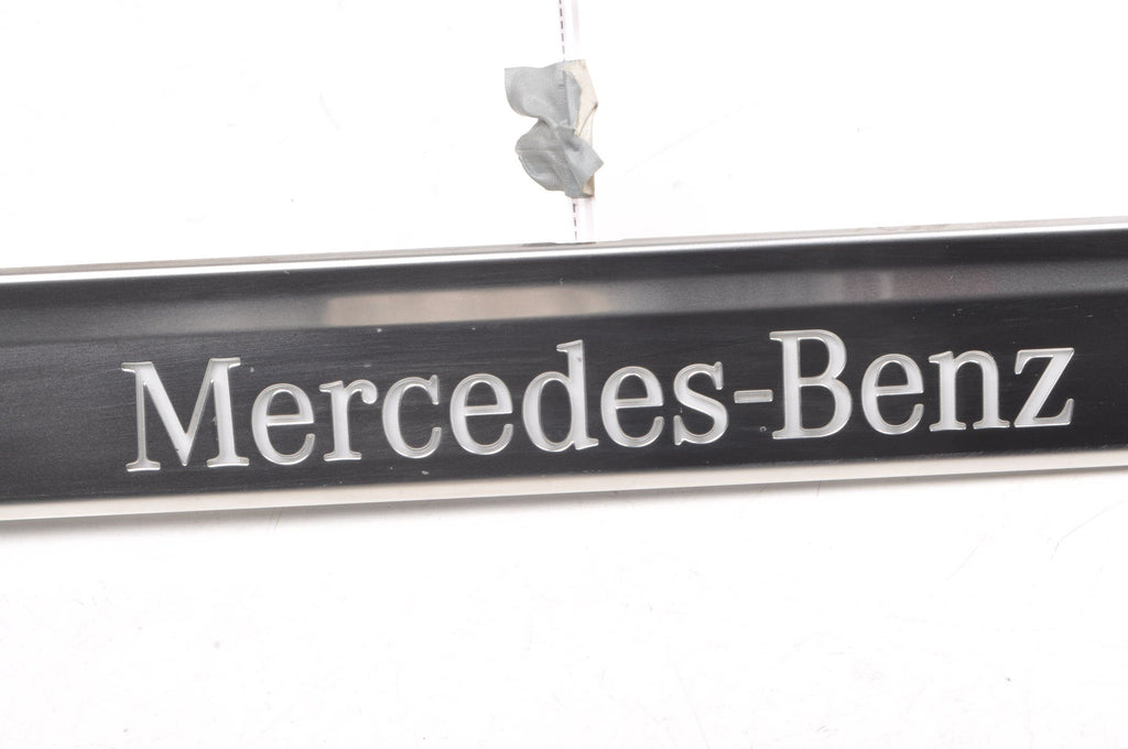 MERCEDES W254 LED THRESHOLD STRIP A2066808007