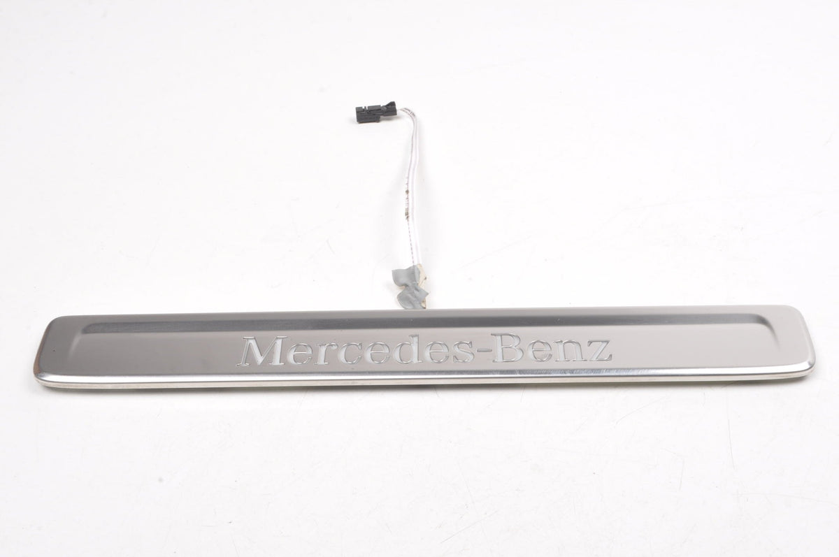 MERCEDES W254 LED THRESHOLD STRIP A2066808007