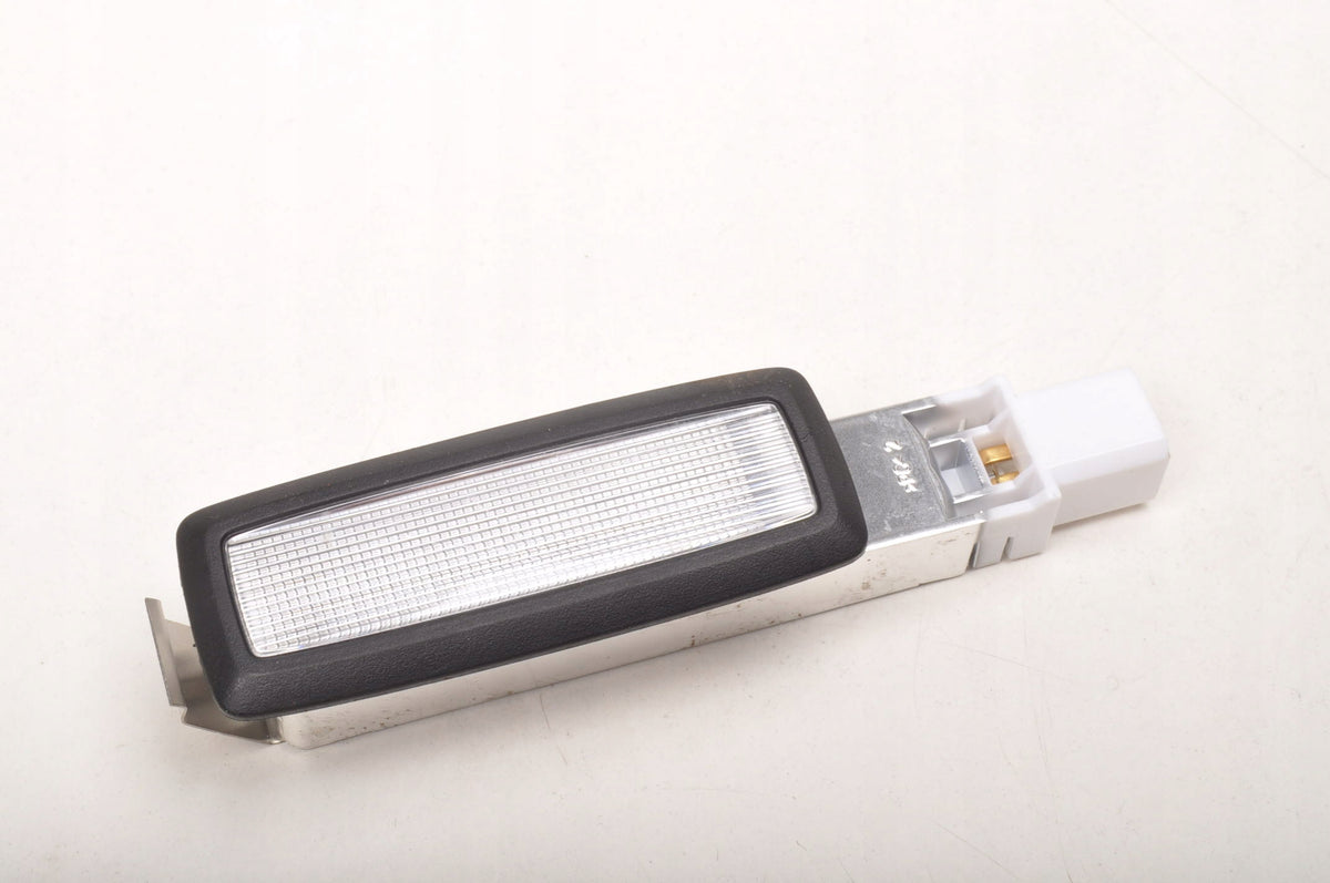 MG 3 LIGHTING INTERIOR CABIN LAMP 100035B9 2024R