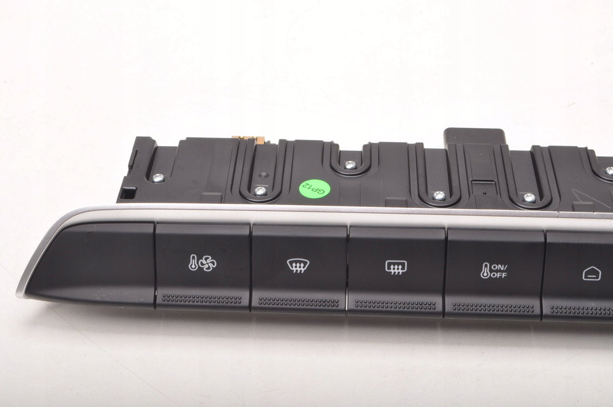 MG 3 PANEL SWITCHES 11496132 528193772 2024R