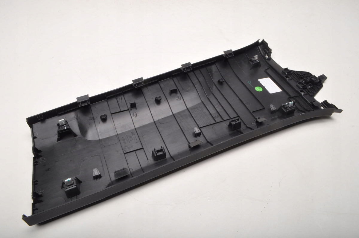 MG 3 POST COVER PLASTIC RIGHT 11202831