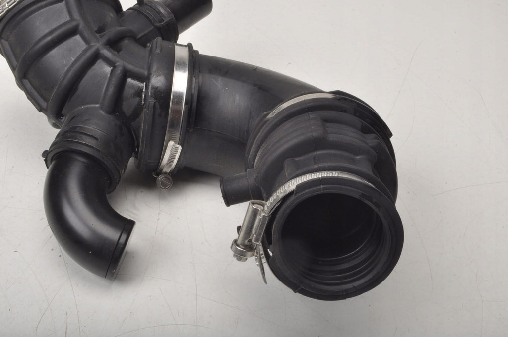 MG HS 1.5T 16V 162KM AIR INTAKE PIPE 10405559 10297049 2024