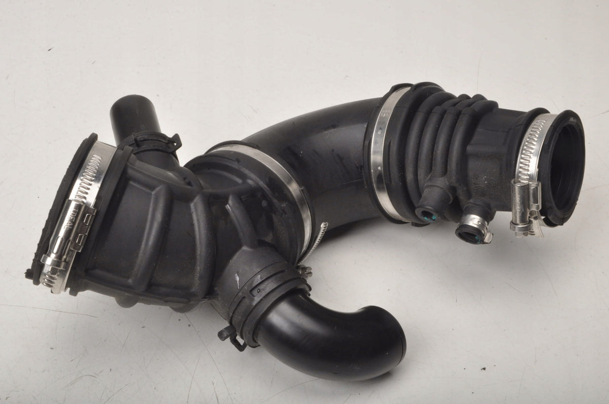 MG HS 1.5T 16V 162KM AIR INTAKE PIPE 10405559 10297049 2024