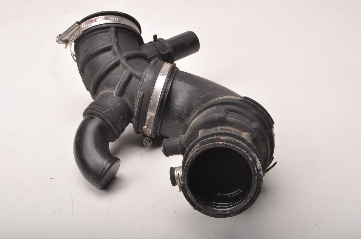 MG HS 1.5T 16V 162KM AIR INTAKE PIPE 10428617