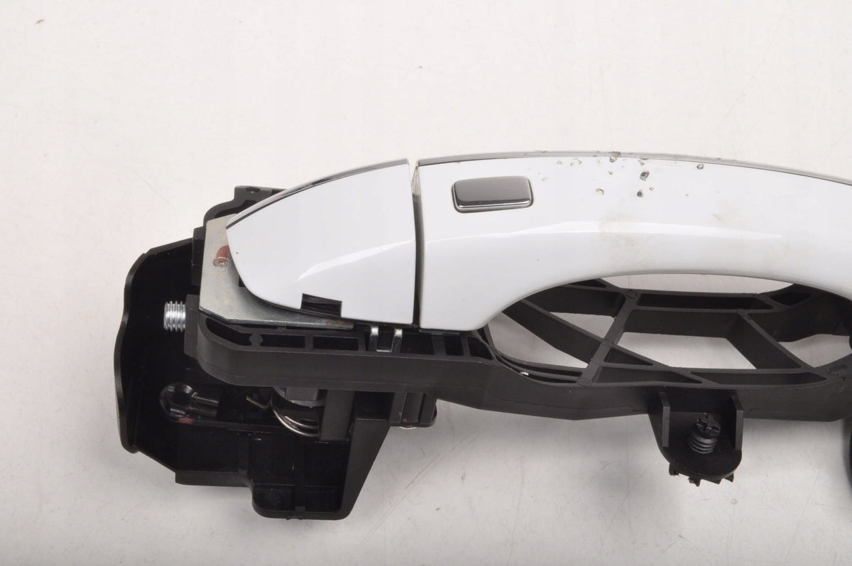 MG HS DOOR HANDLE EXTERIOR RIGHT FRONT UK