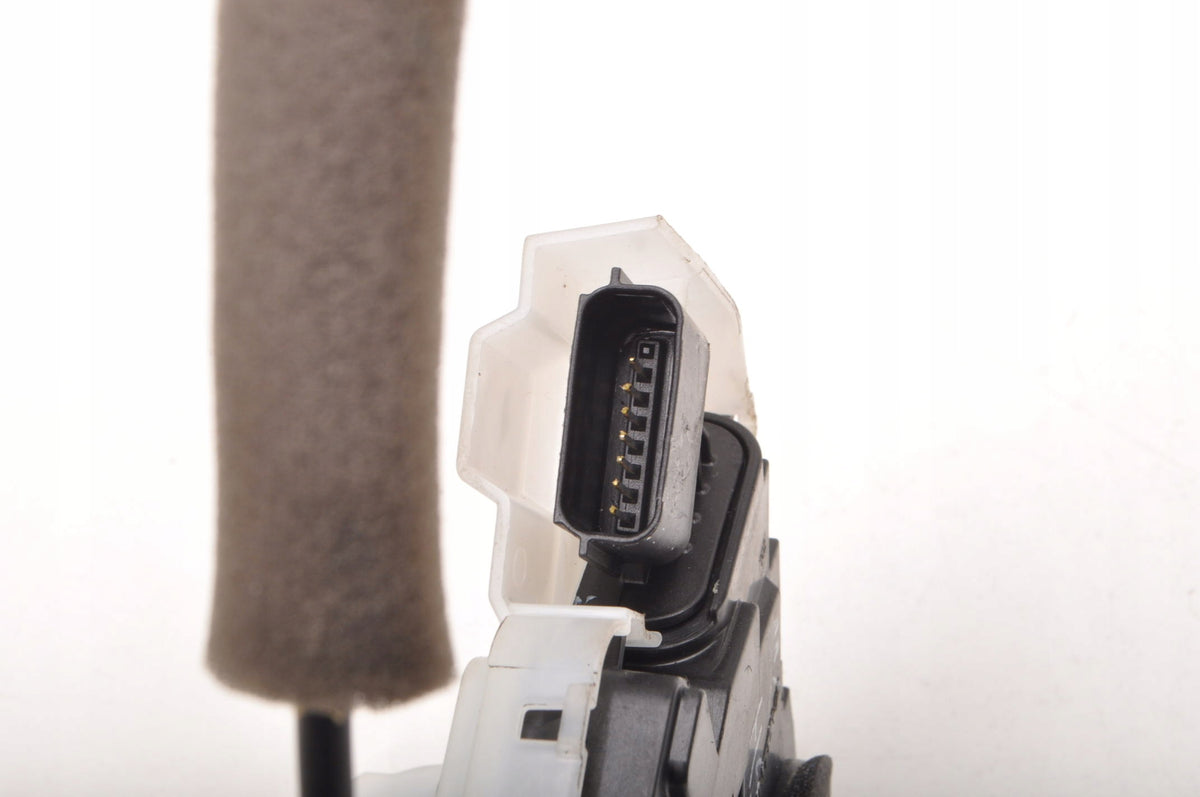 MG HS DOOR LOCK RIGHT FRONT UK 10527288 7 PIN