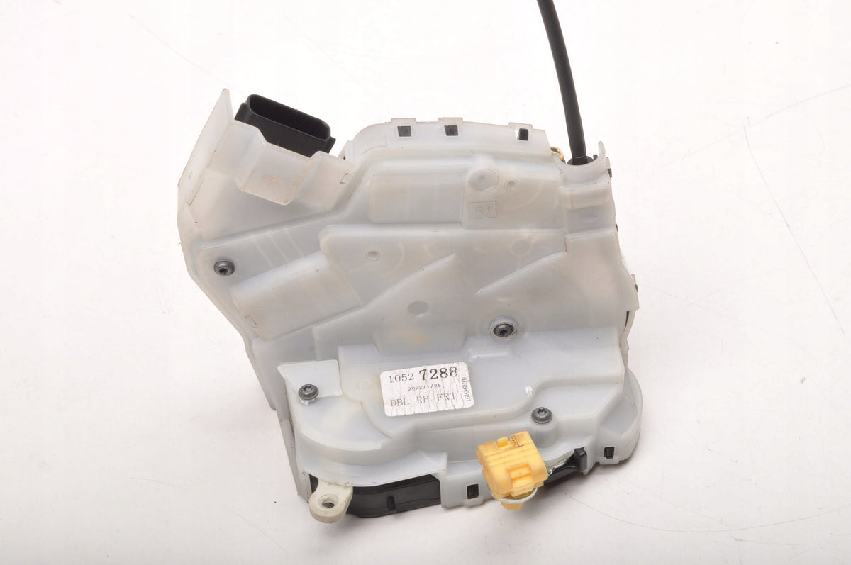 MG HS DOOR LOCK RIGHT FRONT UK 10527288 7 PIN