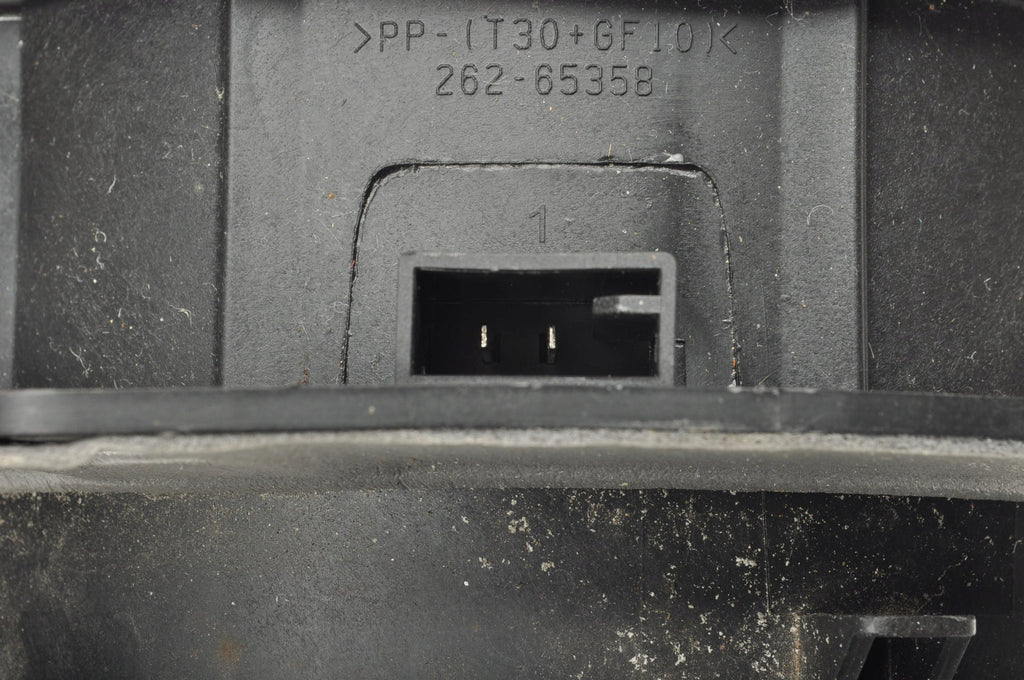 MG HS FRONT RIGHT DOOR SPEAKER 10523532