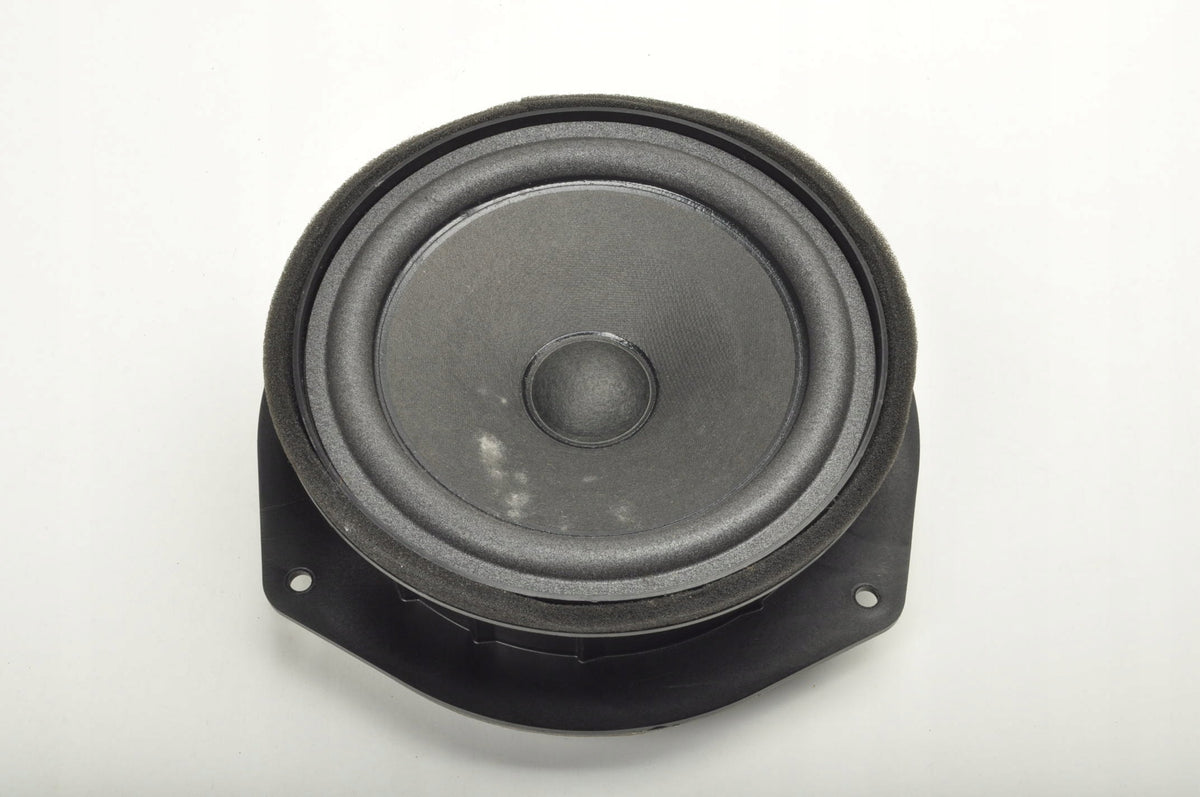 MG HS FRONT RIGHT DOOR SPEAKER 10523532