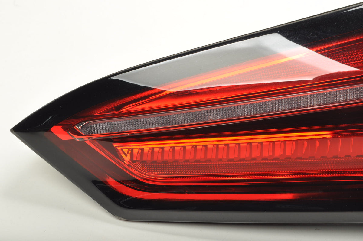 MG HS LAMP RIGHT REAR FLAP 10420736 LIFT