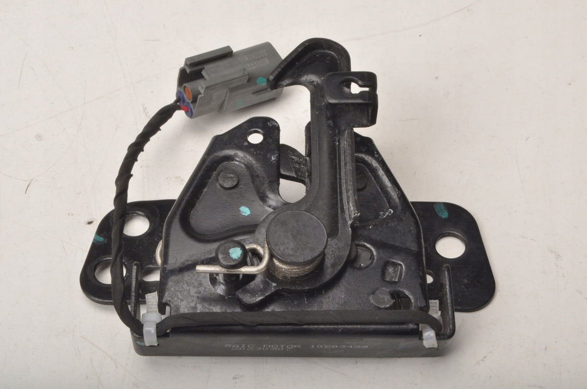 MG HS MASK LOCK 10603499 2024R LIFT