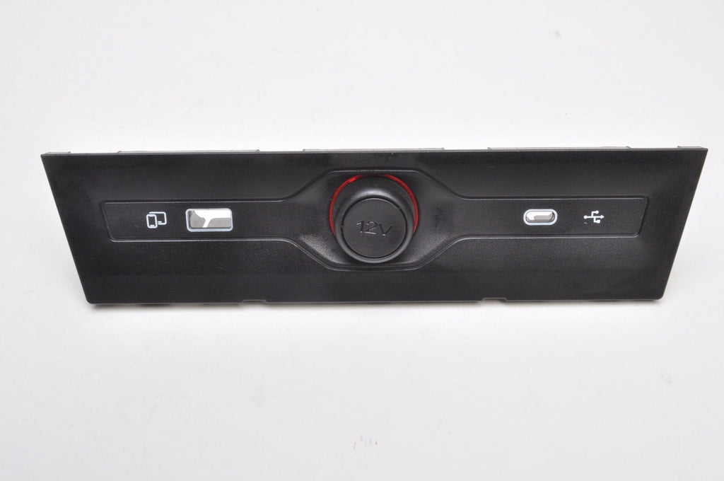 MG HS MG3 III COVER PLASTIC HS 11704787 11704806