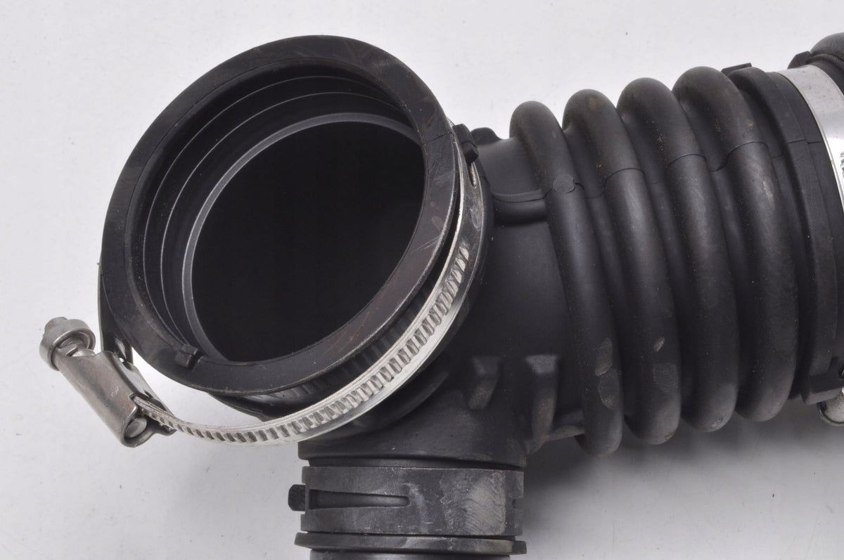 MG ZS 1.0 T-GDi 111KM AIR INTAKE PIPE 10230002