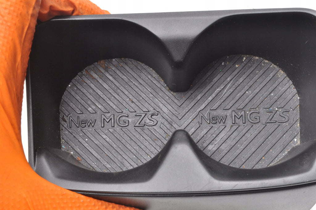 MG ZS CUP HOLDER 10872959 LIFT