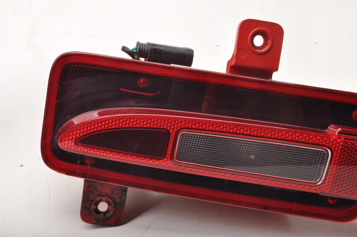 MG ZS LAMP AGAINSTMGIELNA REAR LEFT 10526448 SUV