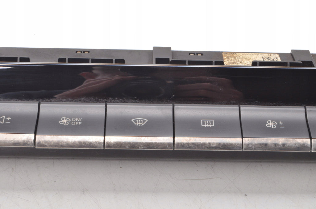 MG ZS PANEL AIR CONDITIONING SWITCH 10703151