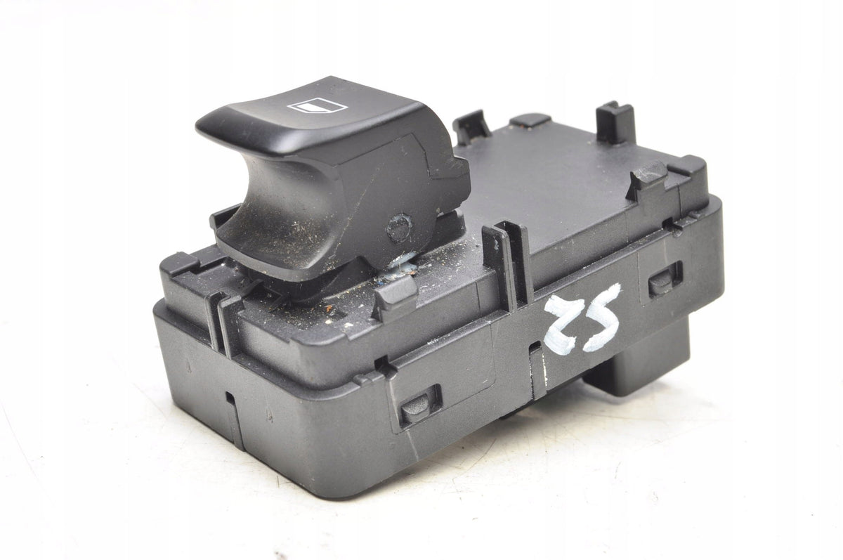 MG ZS PANEL WINDOW LOWERING BUTTON 10068338 LIFT