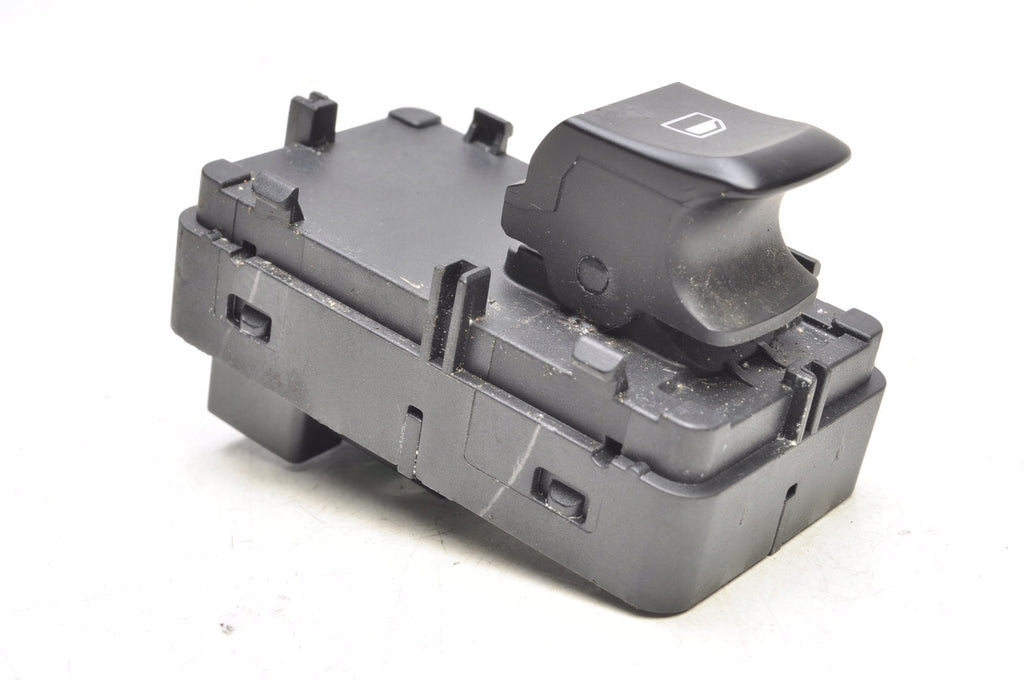 MG ZS PANEL WINDOW LOWERING BUTTON 10068338 LIFT