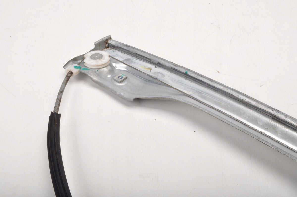 MG ZS WINDOW LIFTER RIGHT FRONT 5D 30123479 98821-ZS110 UK LIFT