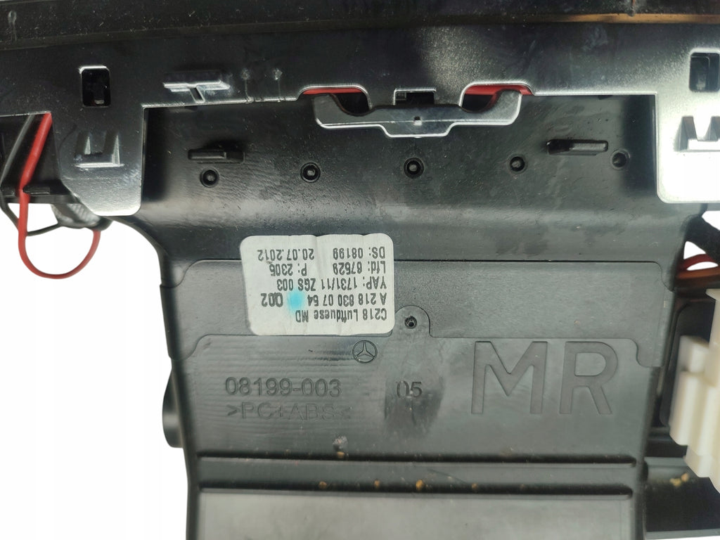 MIDDLE AIR SUPPLY GRILLE MERCEDES CLS C218 A2188300054