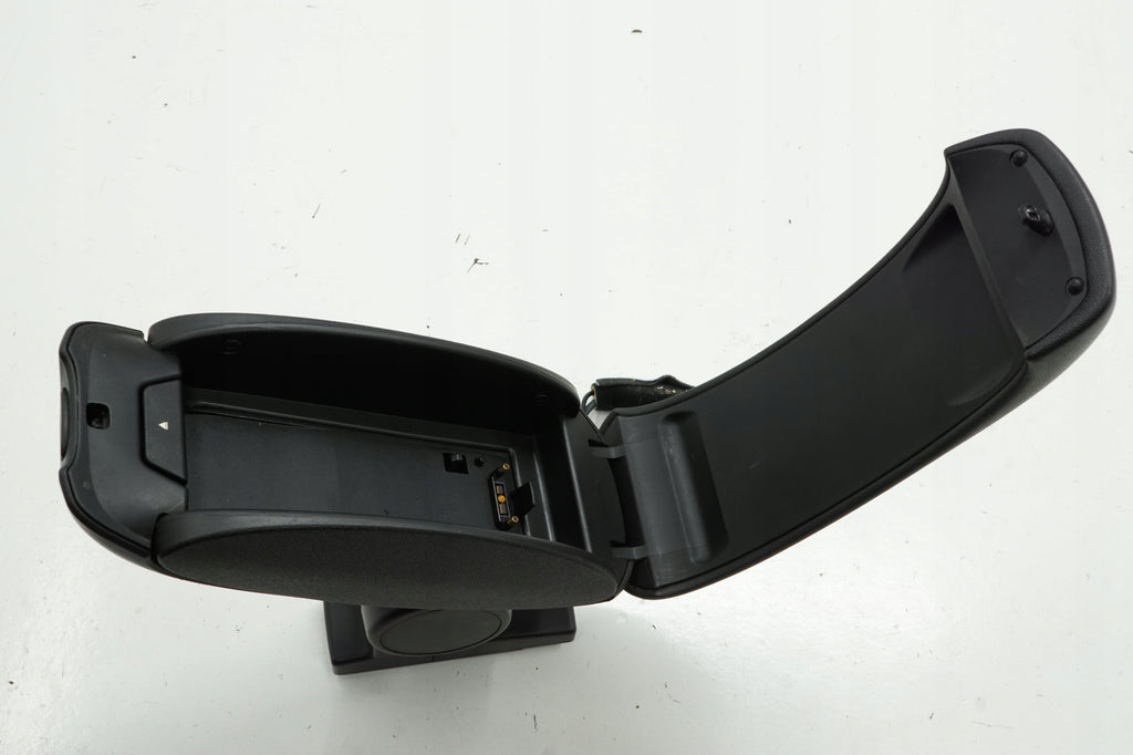 MINI COUNTRYMAN R60 13R ARMREST 8110845
