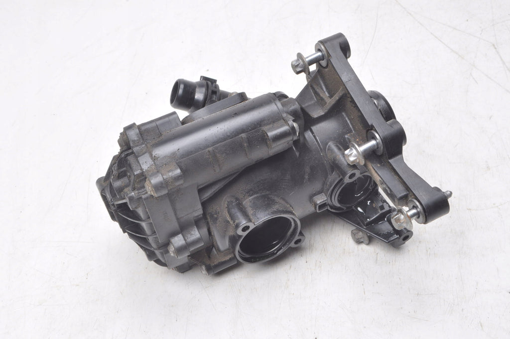 MINI F56 1.5 THERMOSTAT HOUSING 0631943