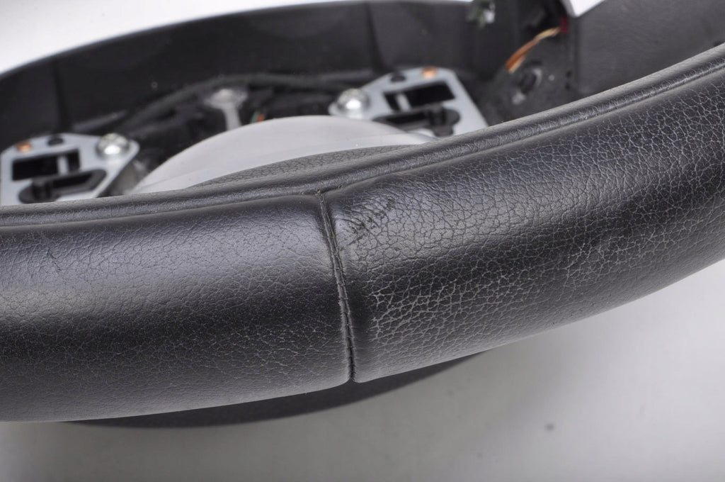 MINI R56 MULTIFUNCTION LEATHER STEERING WHEEL