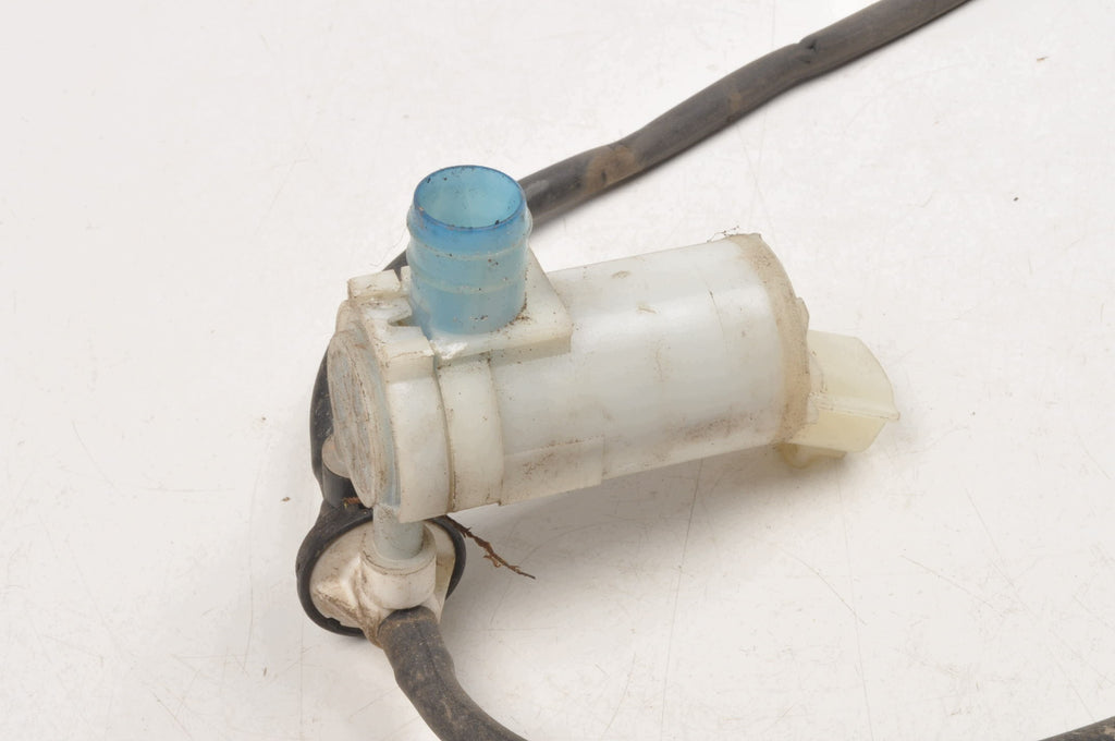 MITSUBISHI OUTLANDER III ENGINE WASHER PUMP