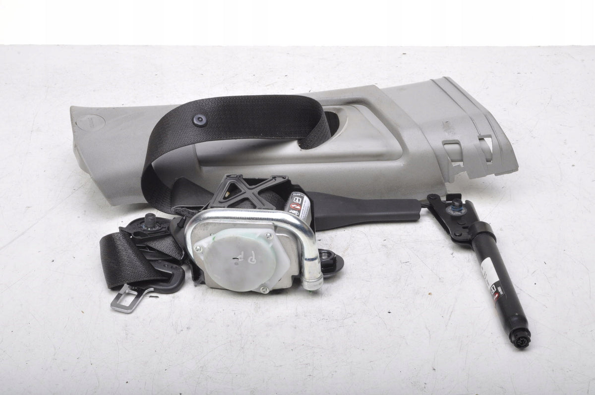 MOCHA AND SEAT BELT RIGHT FRONT 95403054 95366788 95914643