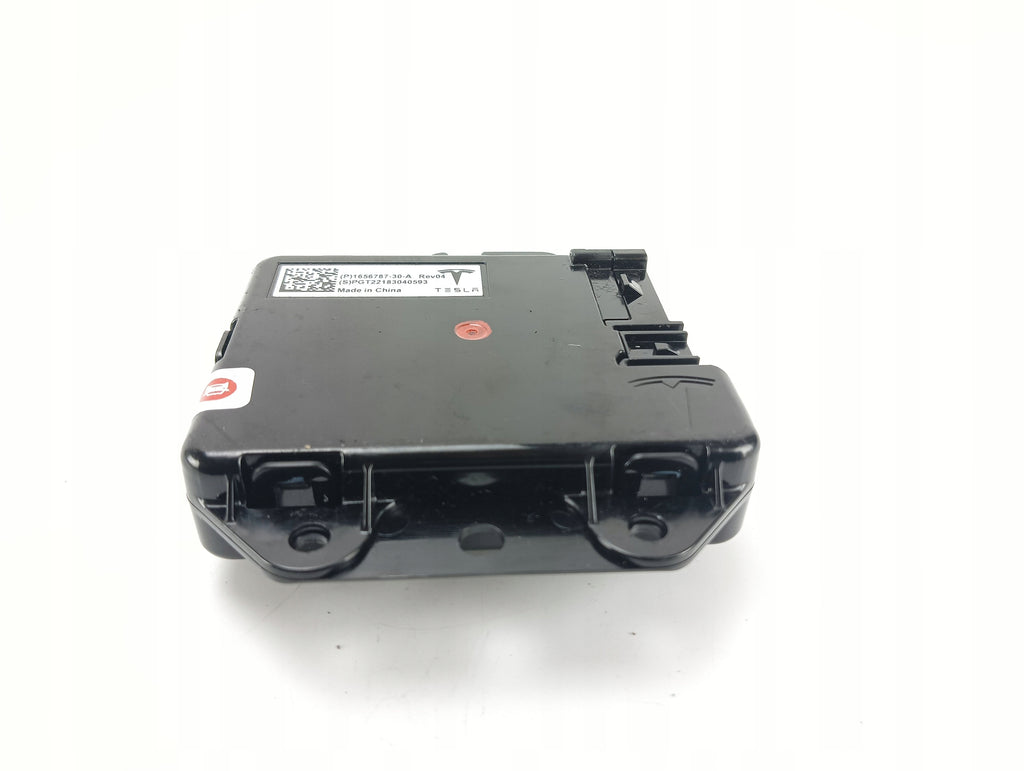 MODULE DRIVER USB SOCKET TESLA MODEL Y (2019-) 1656787-30-A