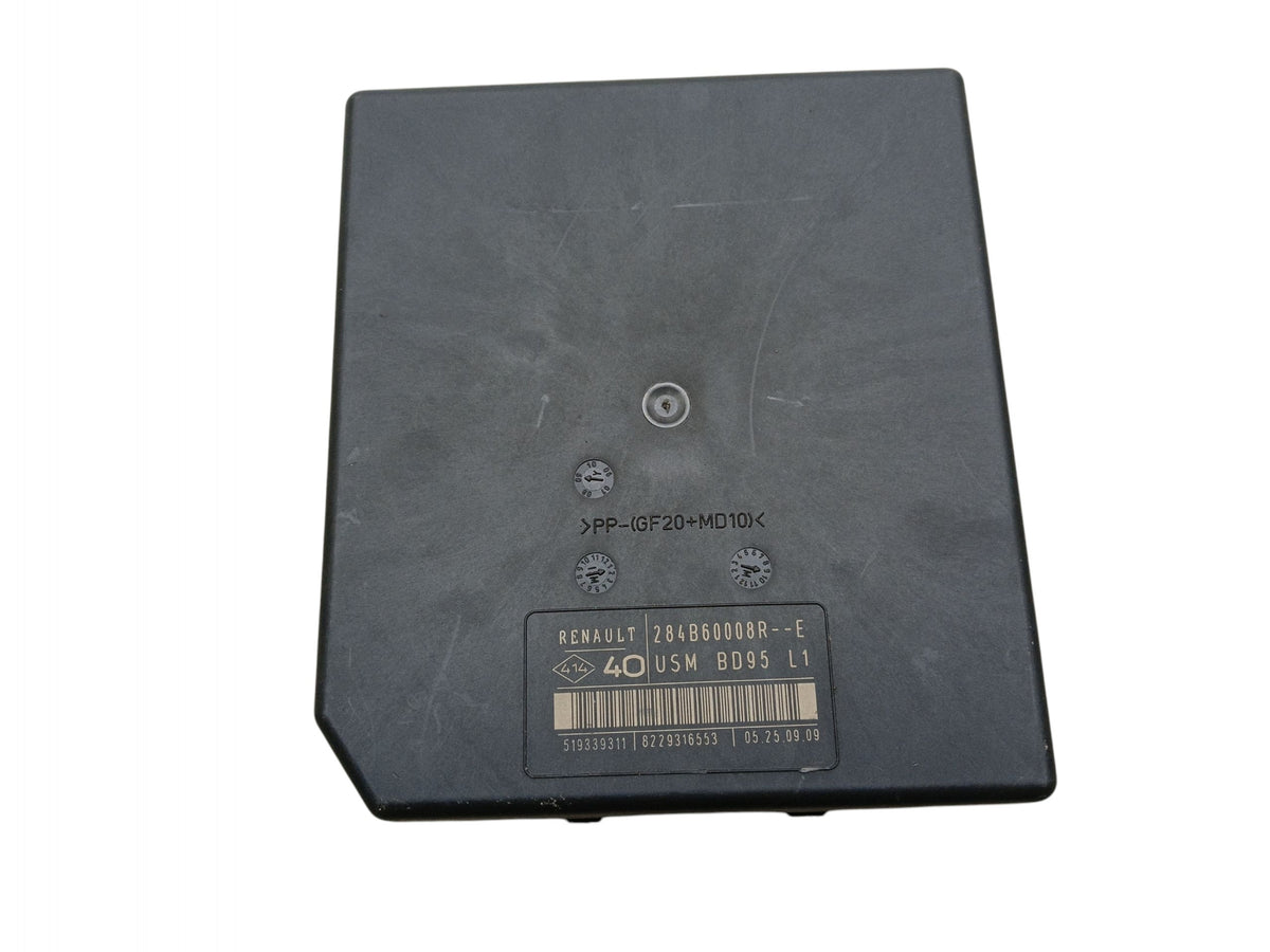 MODULE USM FUSE BOX RENAULT MEGANE III 3 284B60008R BD95 L1
