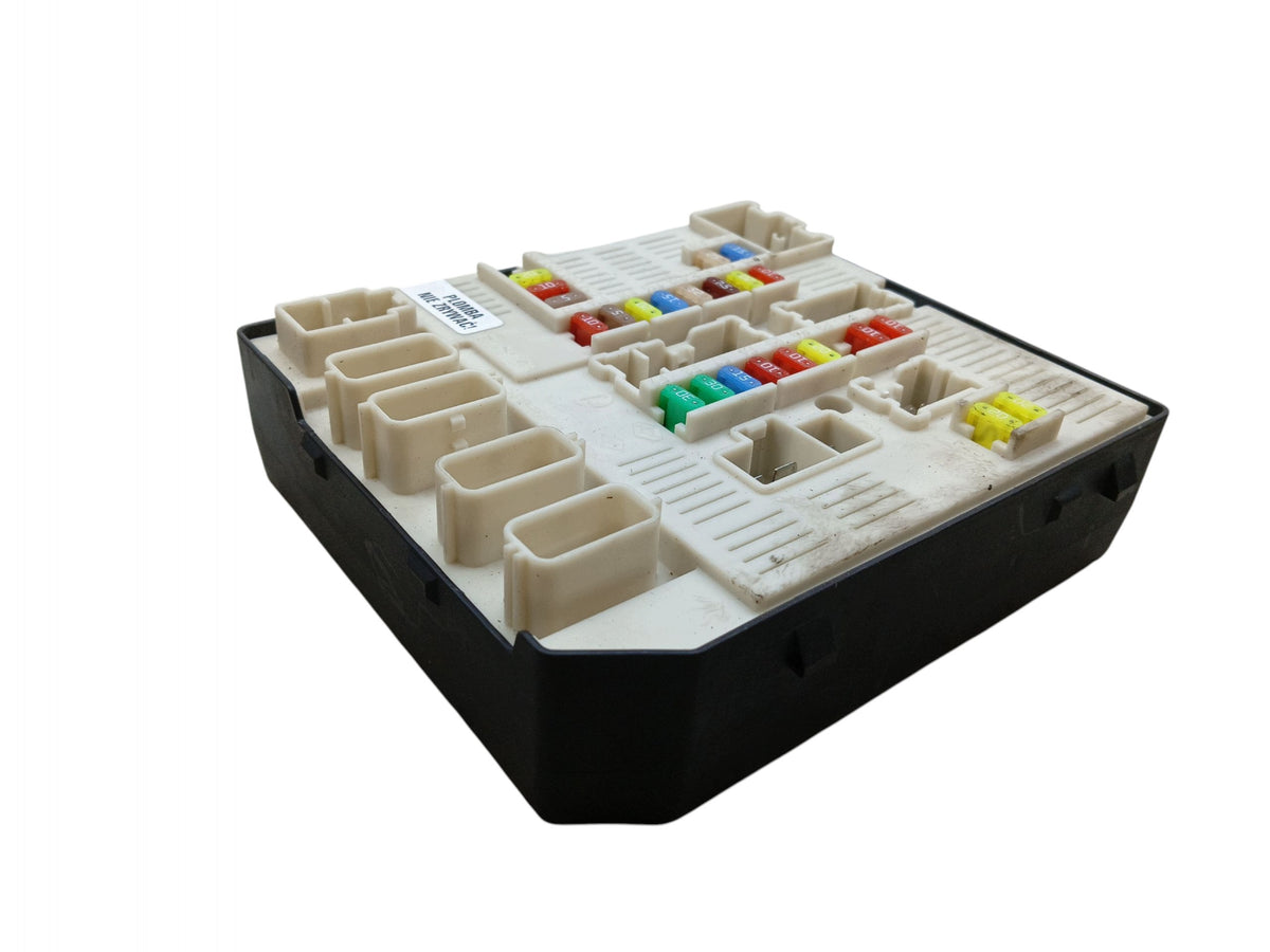 MODULE USM FUSE BOX RENAULT MEGANE III 3 284B60008R BD95 L1